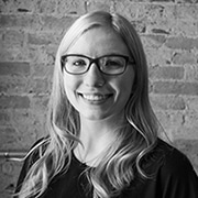 Stephanie Scott Headshot